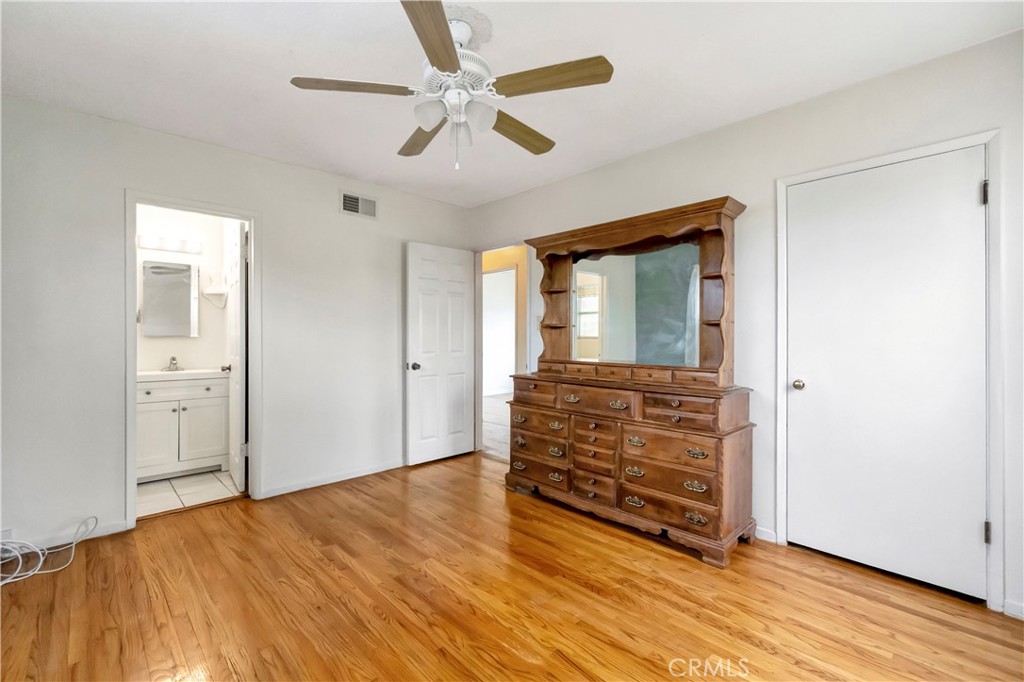 1228 S Evanwood Avenue