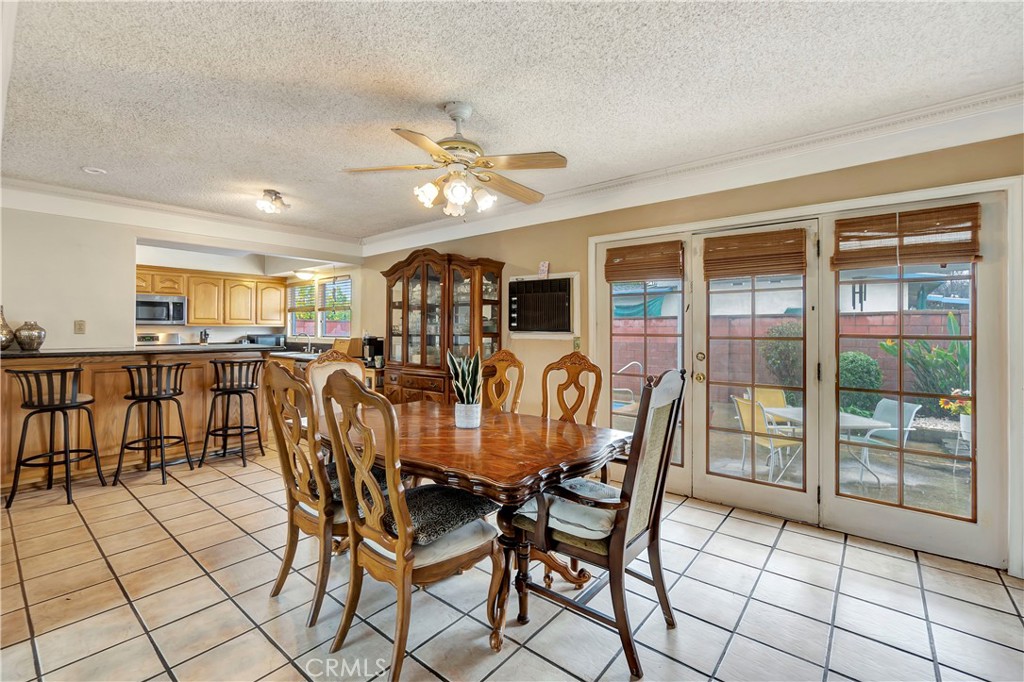 1228 S Evanwood Avenue