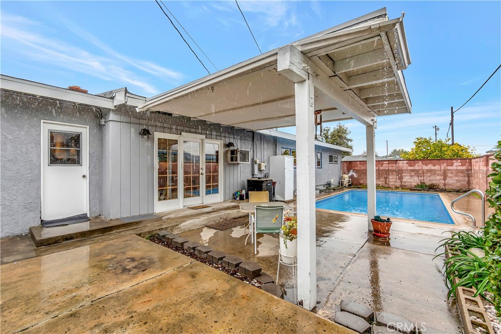 1228 S Evanwood Avenue