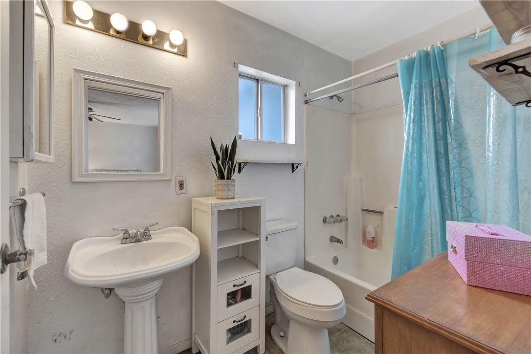 1228 S Evanwood Avenue