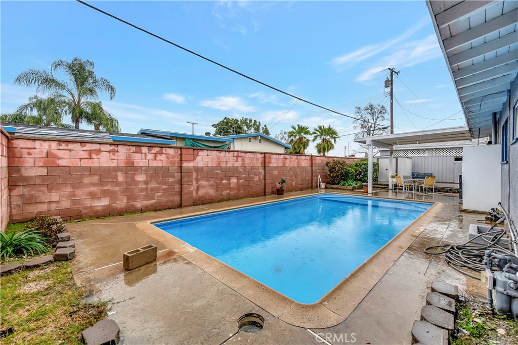 1228 S Evanwood Avenue