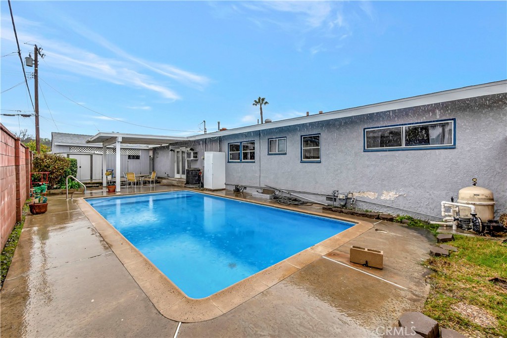 1228 S Evanwood Avenue