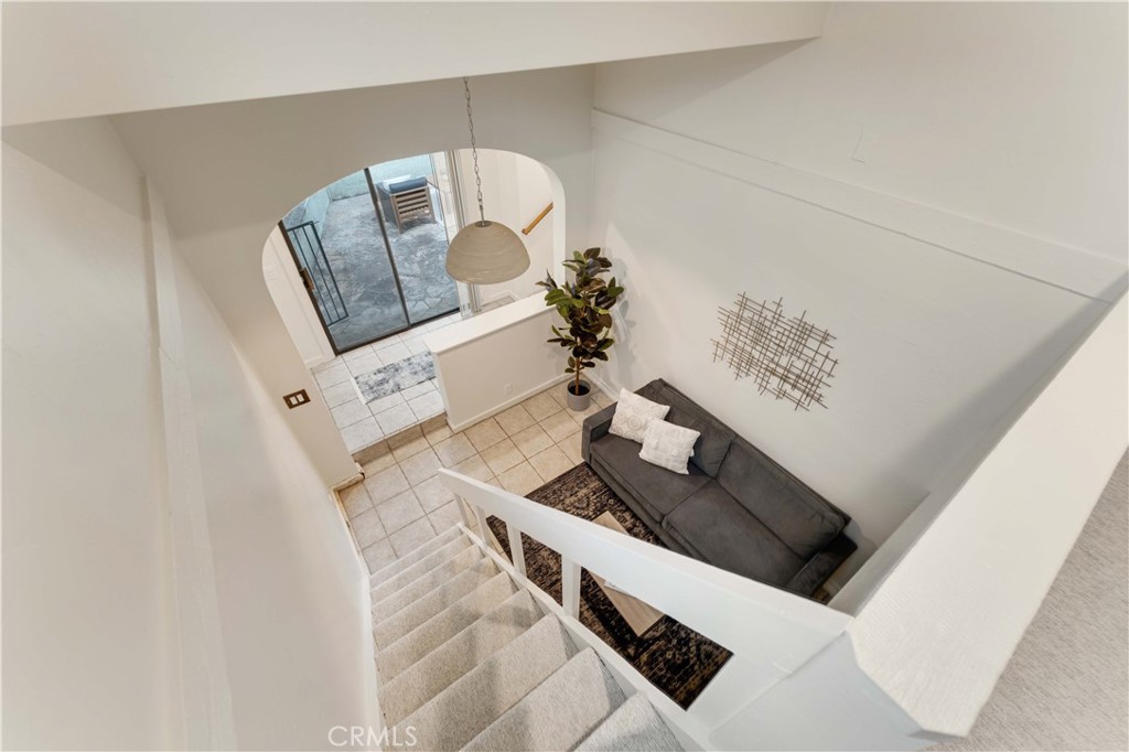 231 E Bennett Avenue