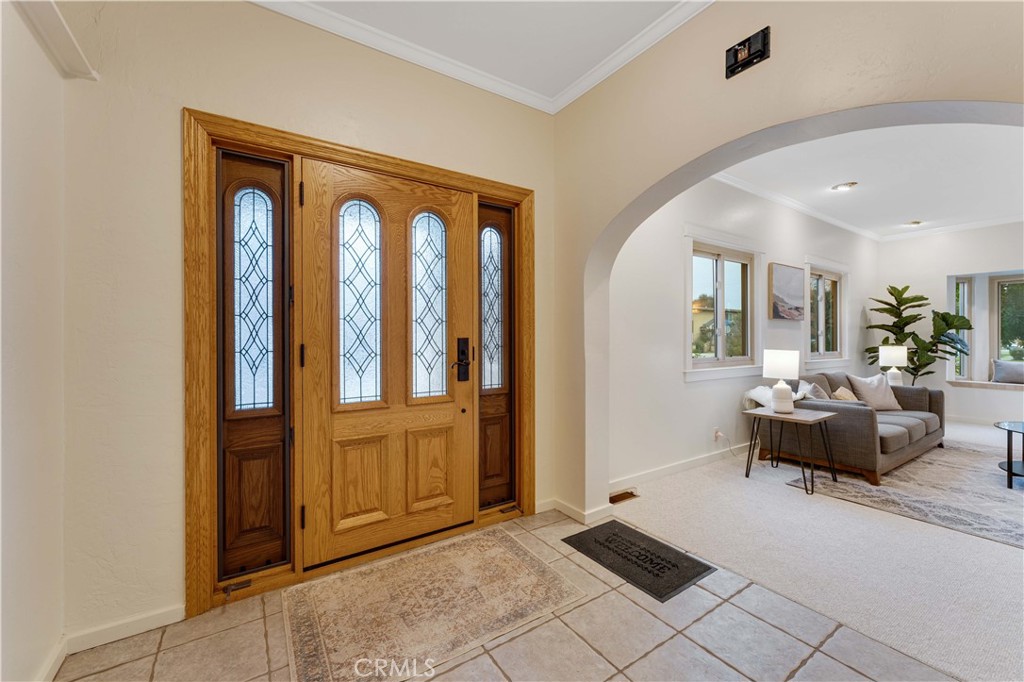 231 E Bennett Avenue