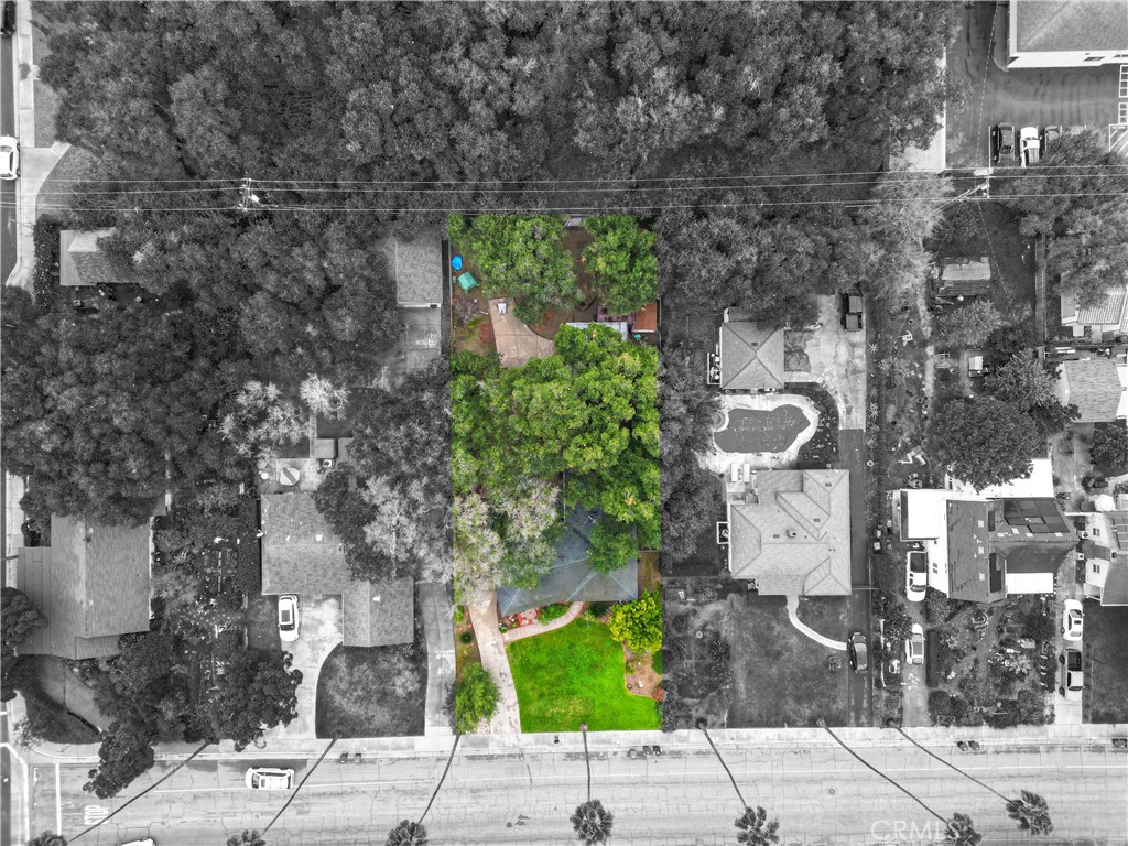 440 E Bennett Avenue