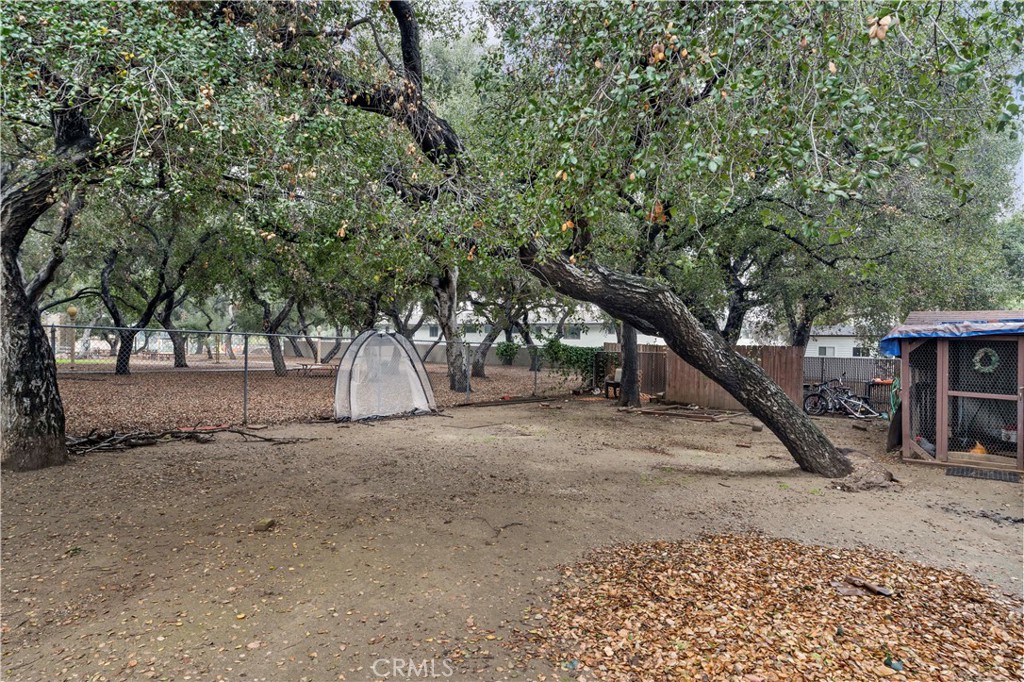 440 E Bennett Avenue