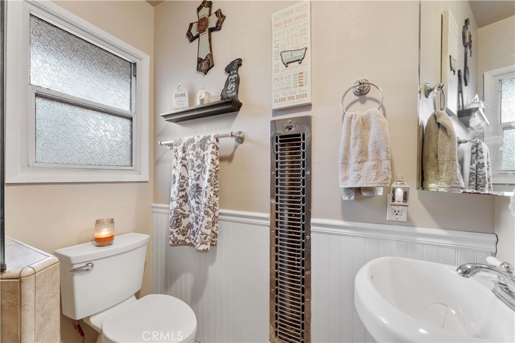 440 E Bennett Avenue