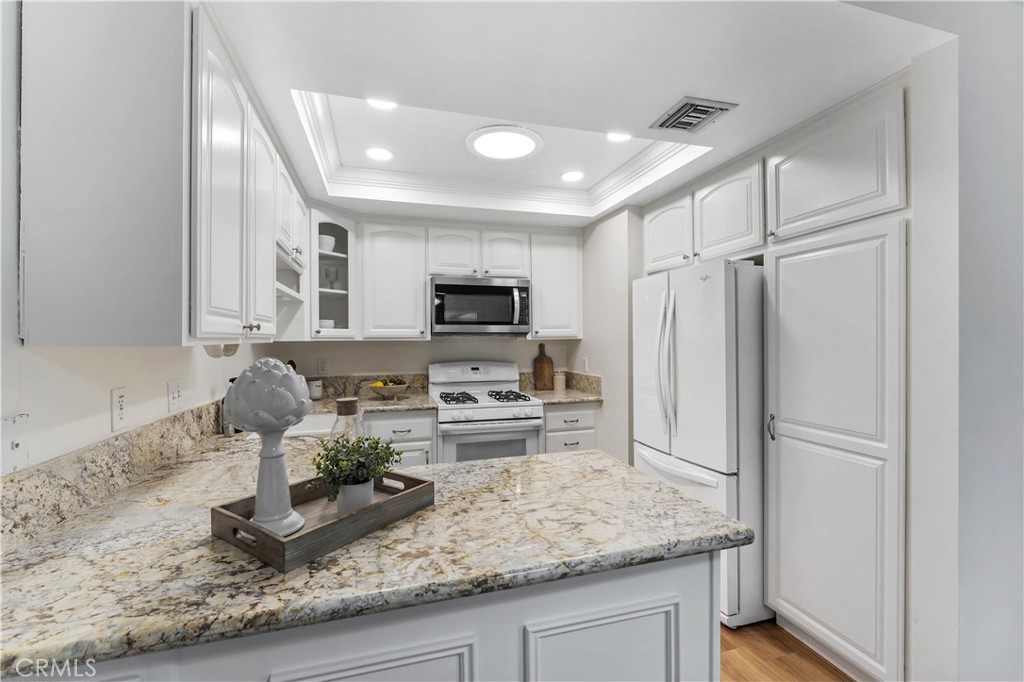 1278 Whisperglen Lane