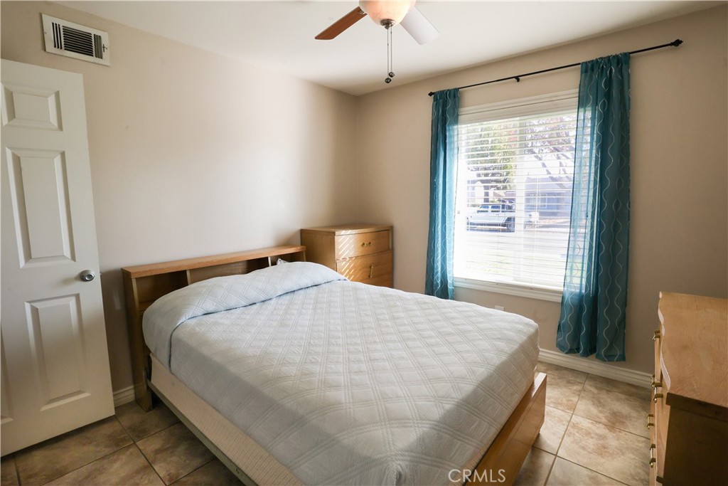 4586 Harrison Street