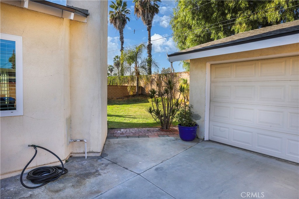 4586 Harrison Street