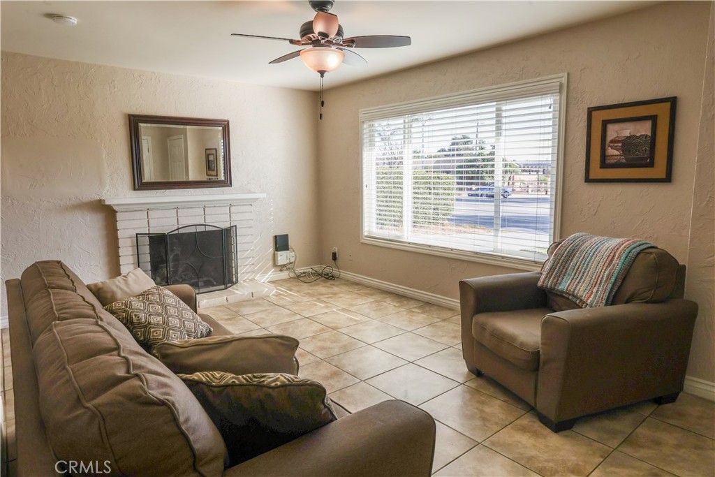 4586 Harrison Street