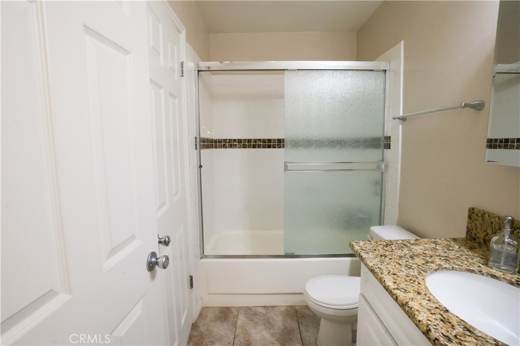 4586 Harrison Street