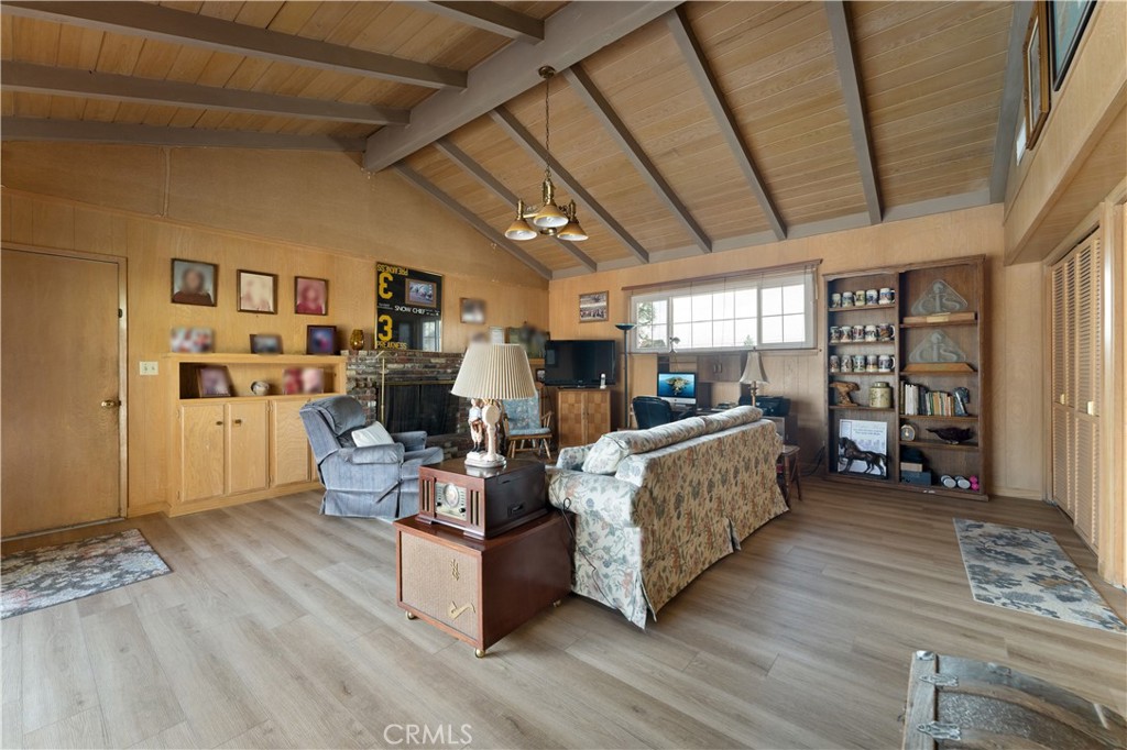 1110 Hidden Springs Lane