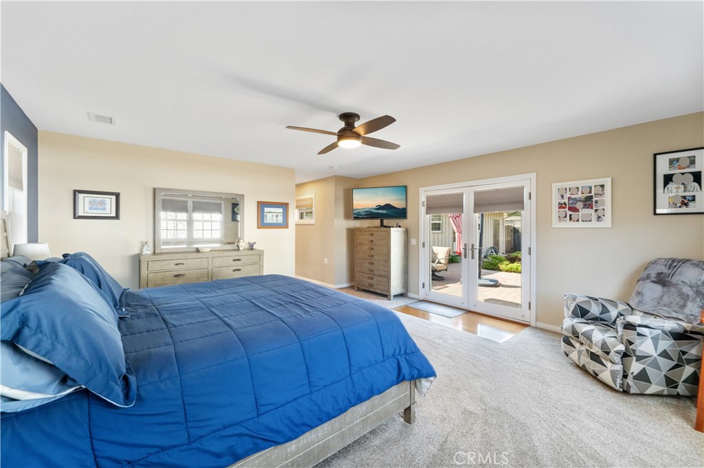 735 E Mountain View Avenue