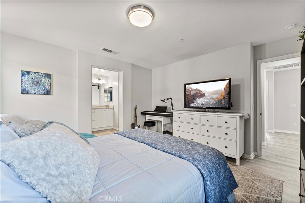 1357 Bonnie Cove Avenue