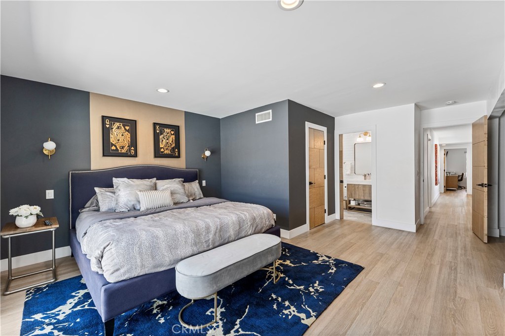 7520 Bobbyboyar Avenue