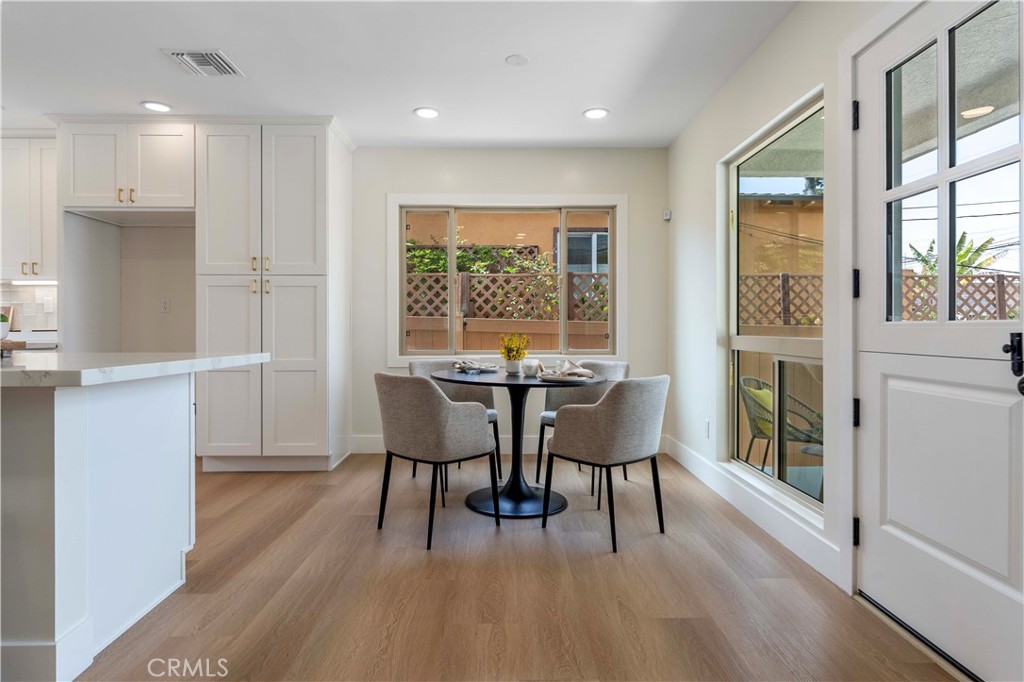 4307 Artesia Boulevard