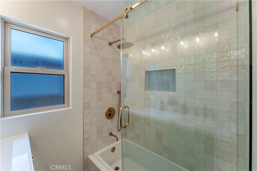 4307 Artesia Boulevard