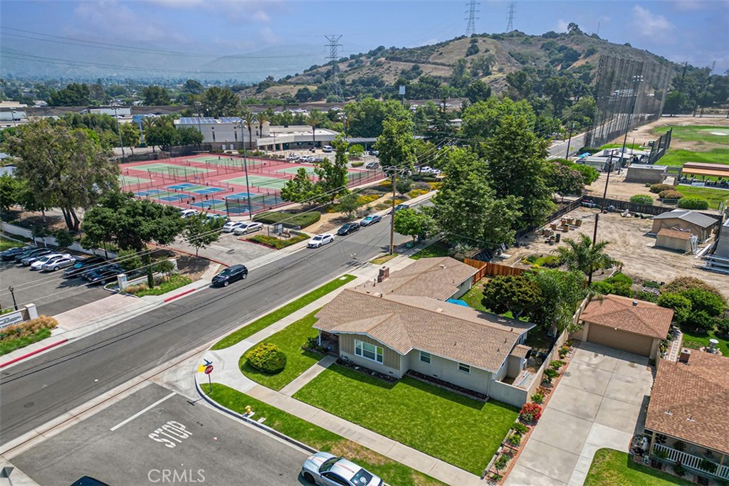 1200 S Pennsylvania Avenue