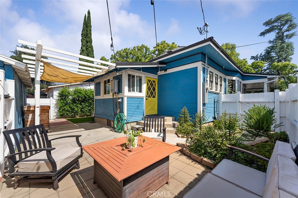 2280 Bonita Avenue