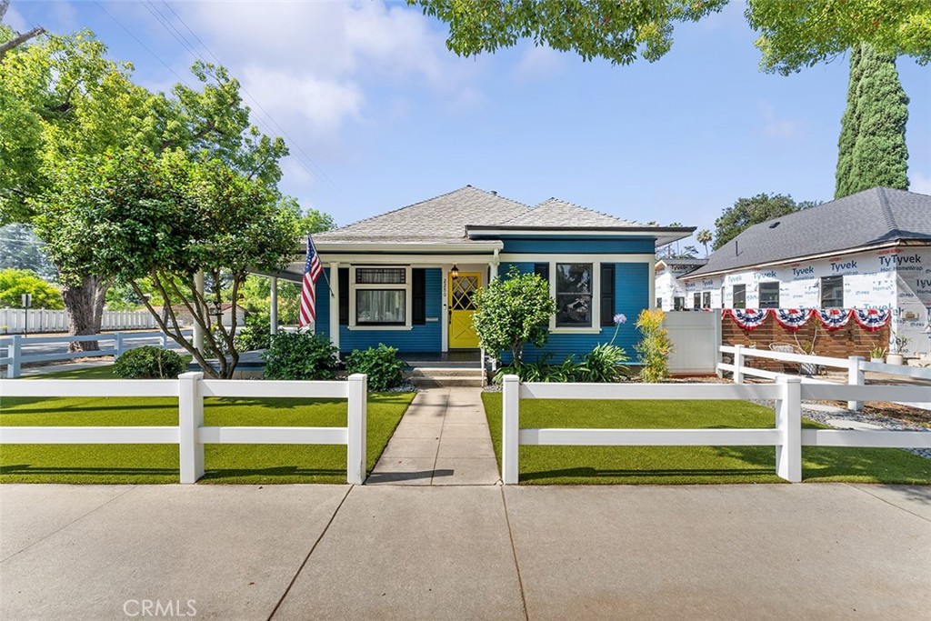 2280 Bonita Avenue