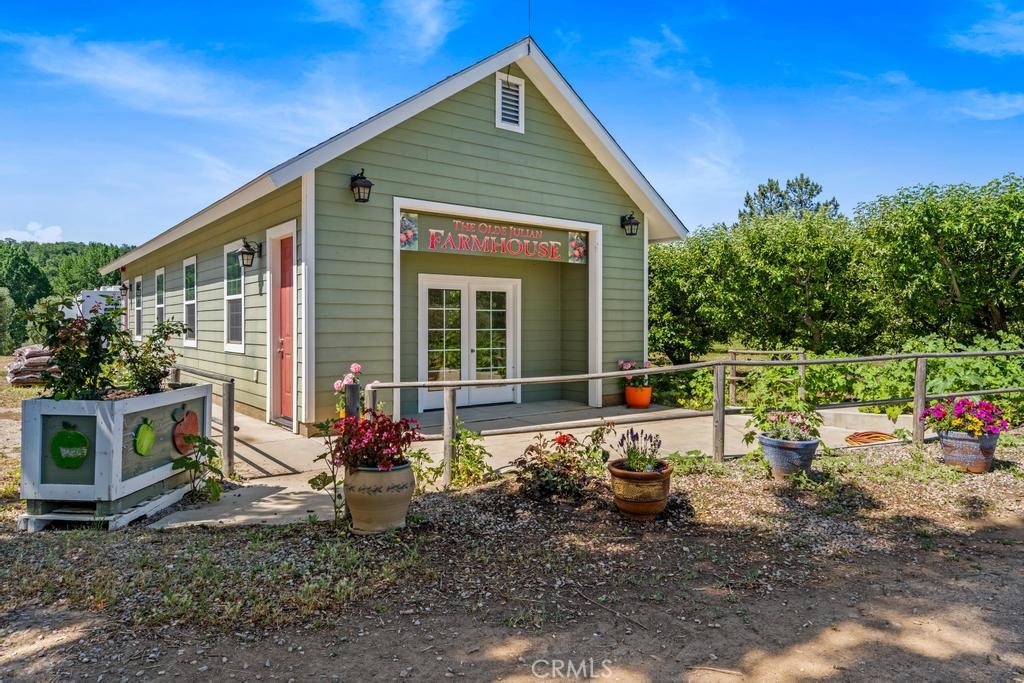 2645 Apple Lane