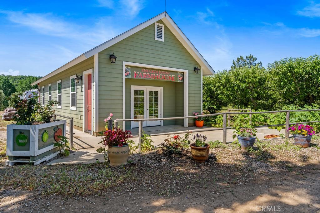 2645 Apple Lane