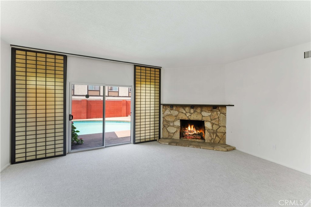 1315 E Wingate Street