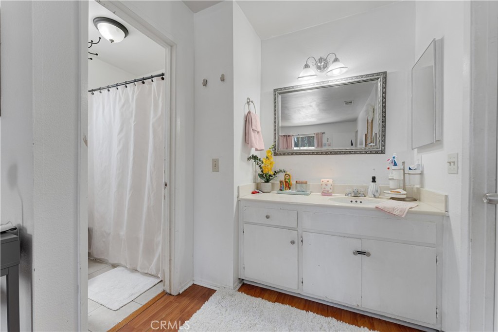 1553 Dennis Place