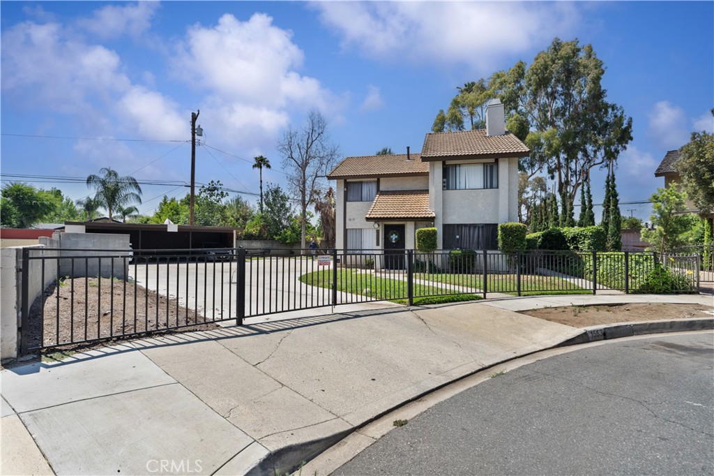 1553 Dennis Place