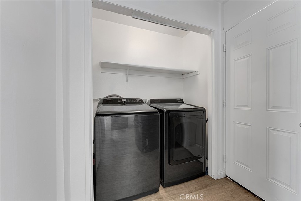 1553 Dennis Place