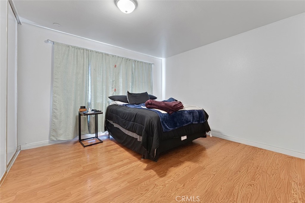 1553 Dennis Place
