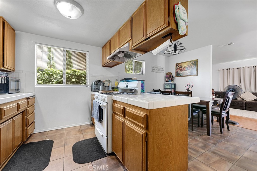 1553 Dennis Place