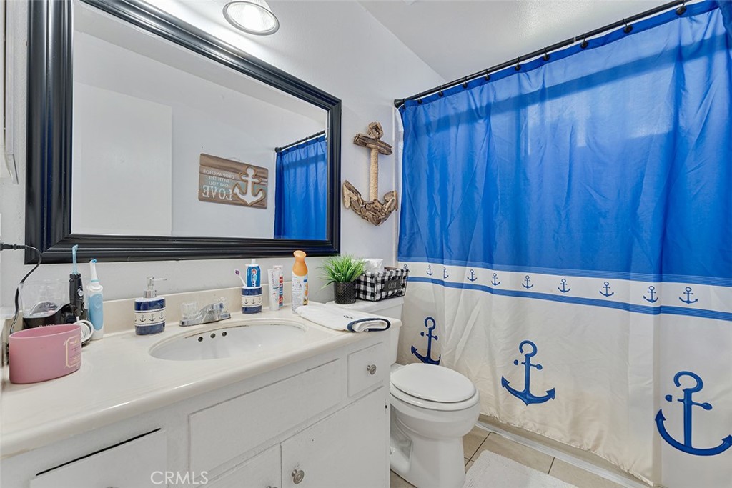 1553 Dennis Place