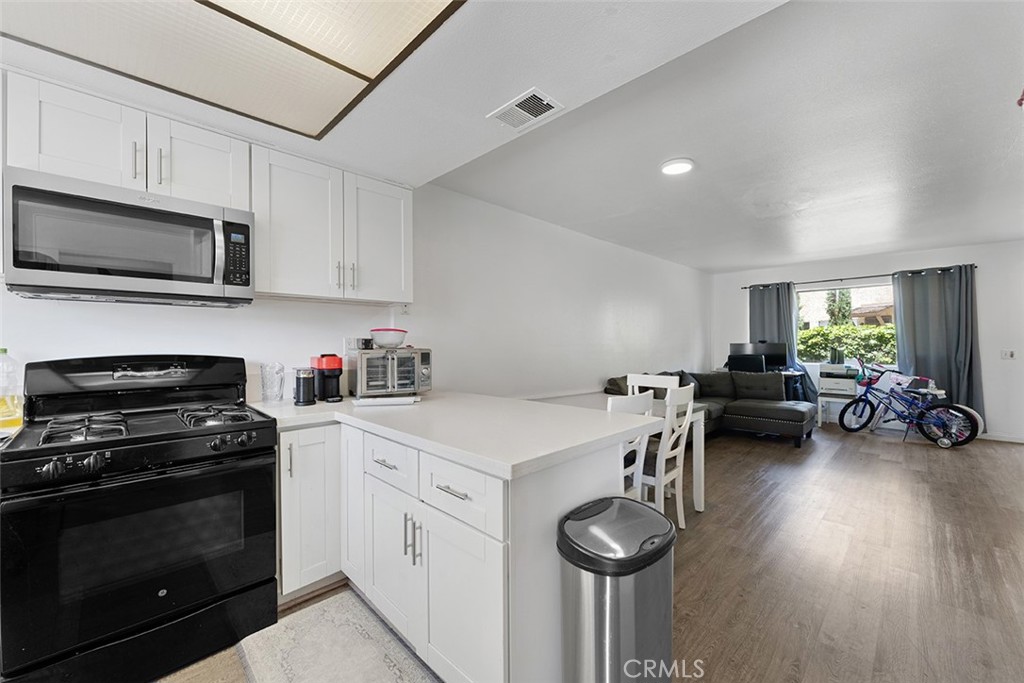 1553 Dennis Place