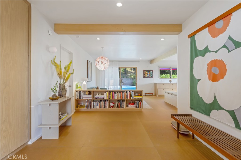 6236 Springvale Drive