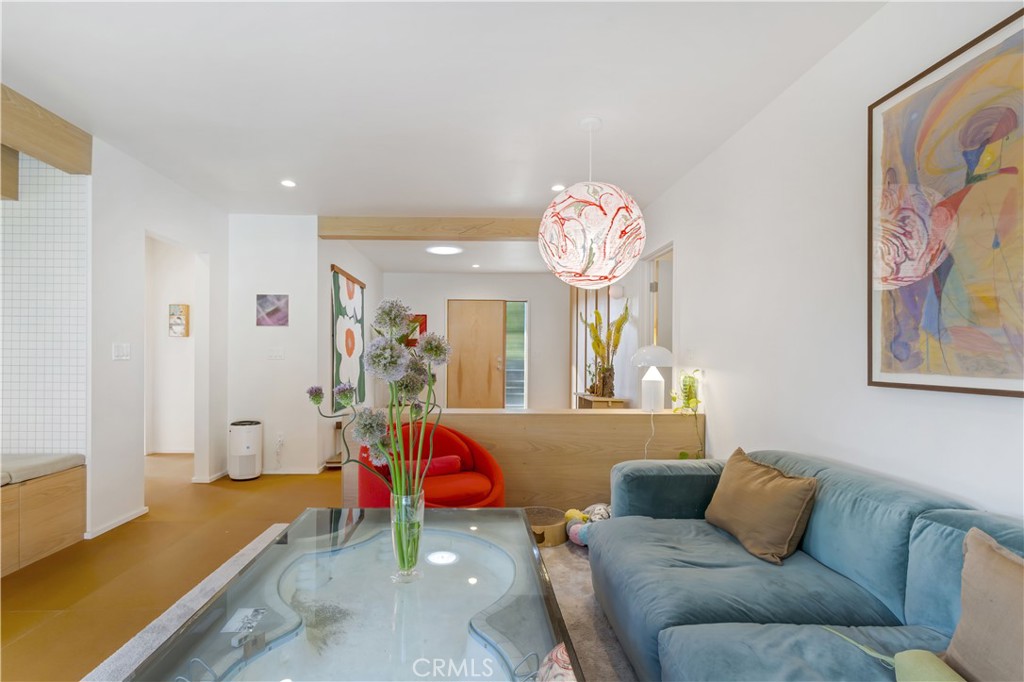 6236 Springvale Drive