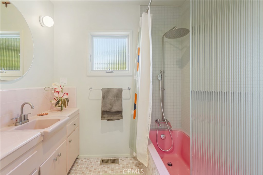 6236 Springvale Drive