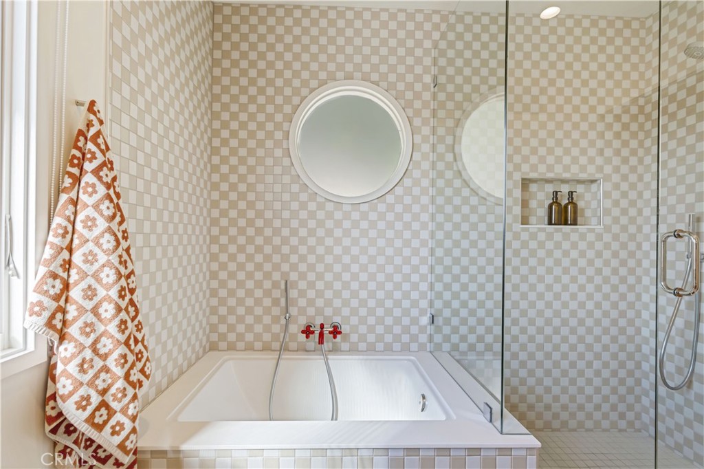 6236 Springvale Drive