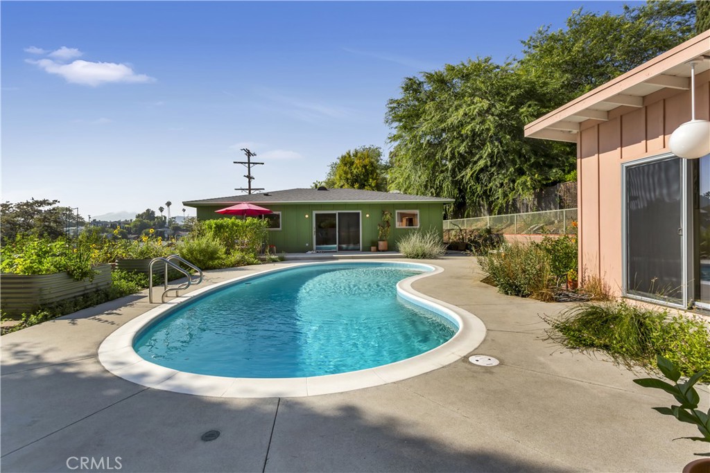 6236 Springvale Drive