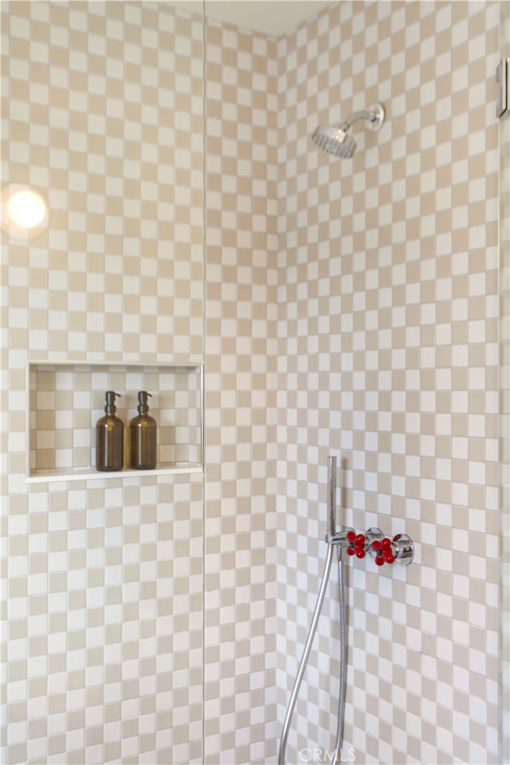 6236 Springvale Drive