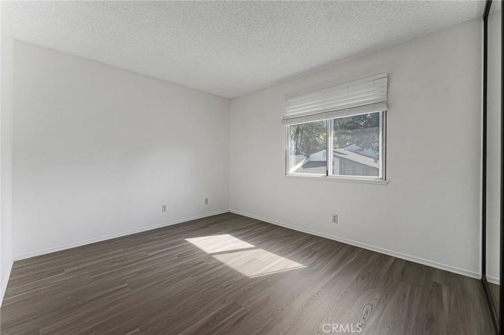 1937 Jacaranda Street