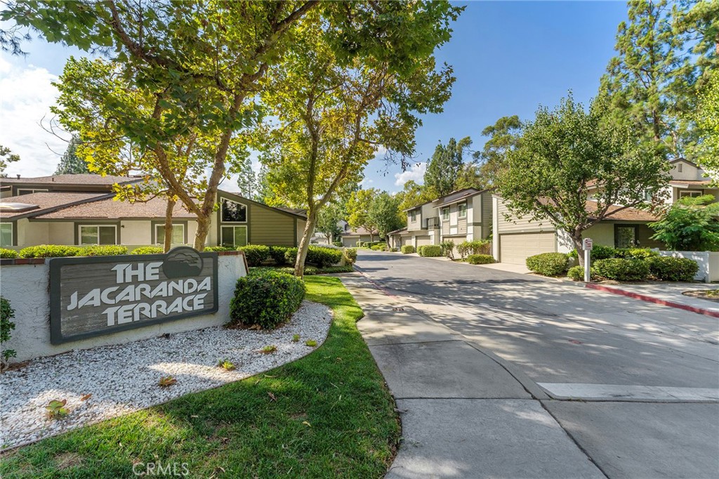 1937 Jacaranda Street