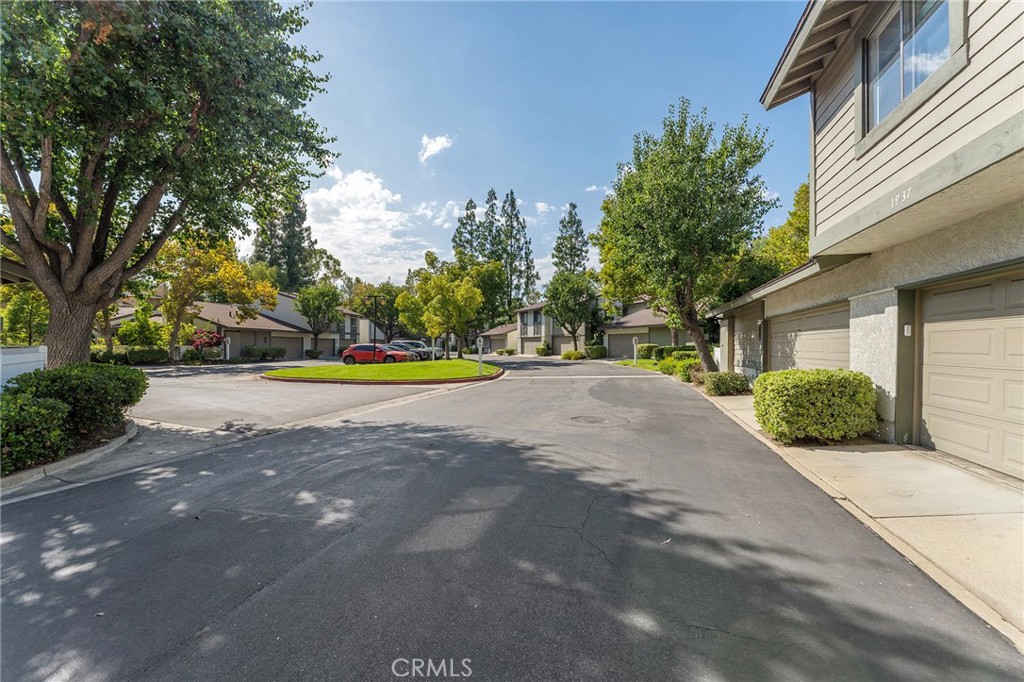 1937 Jacaranda Street