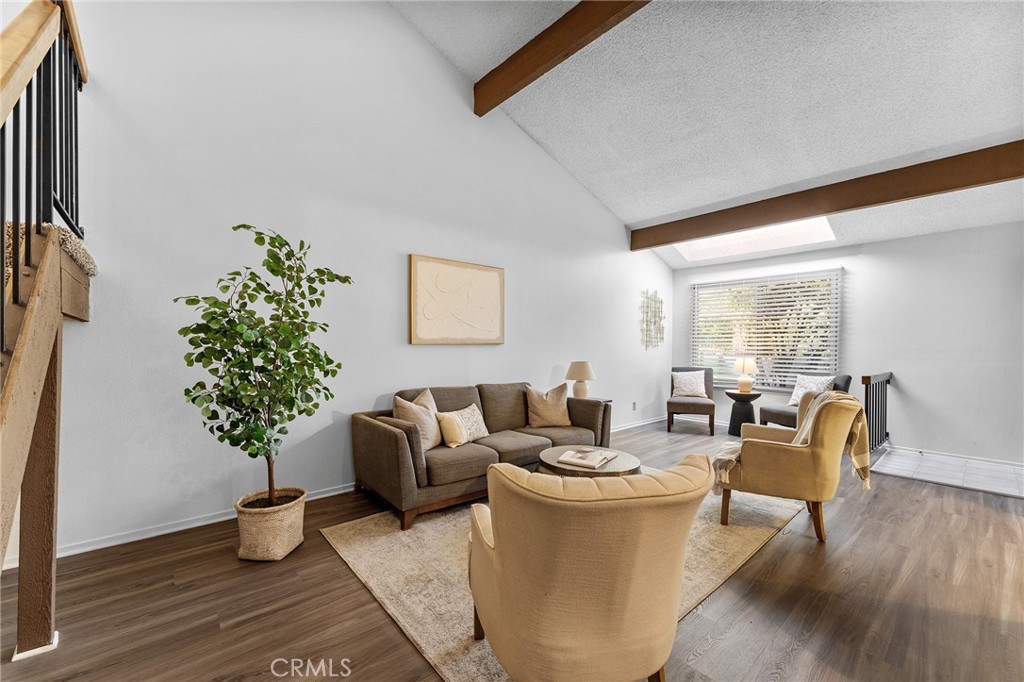 1937 Jacaranda Street