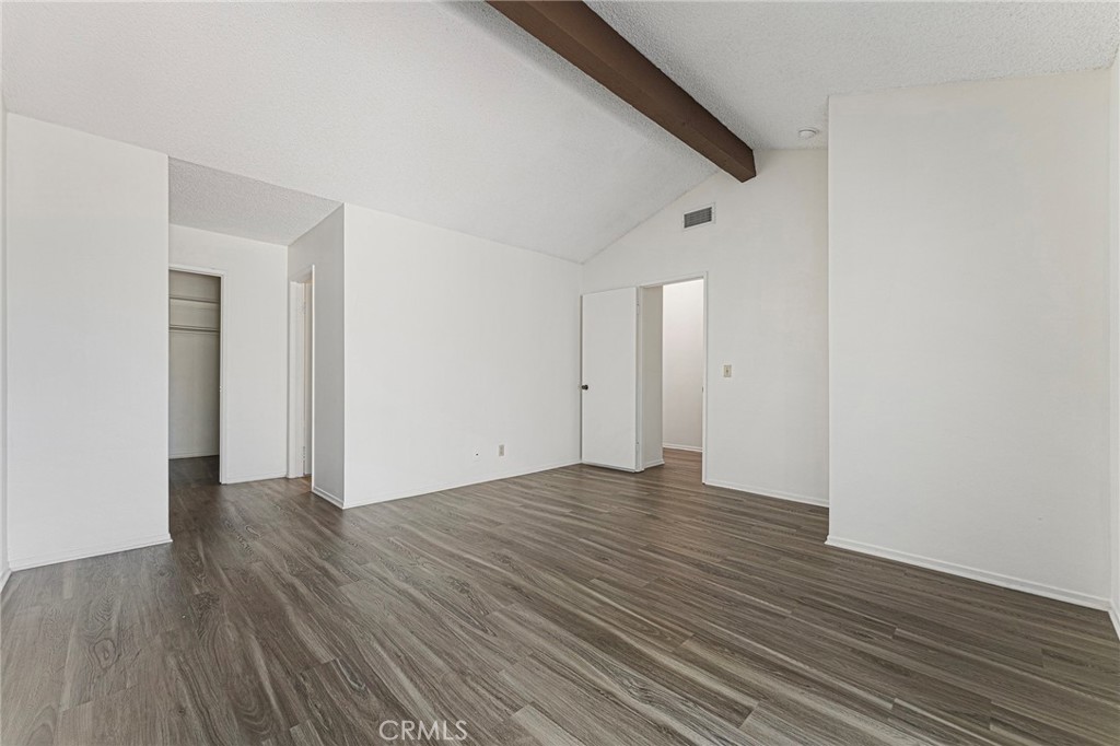 1937 Jacaranda Street