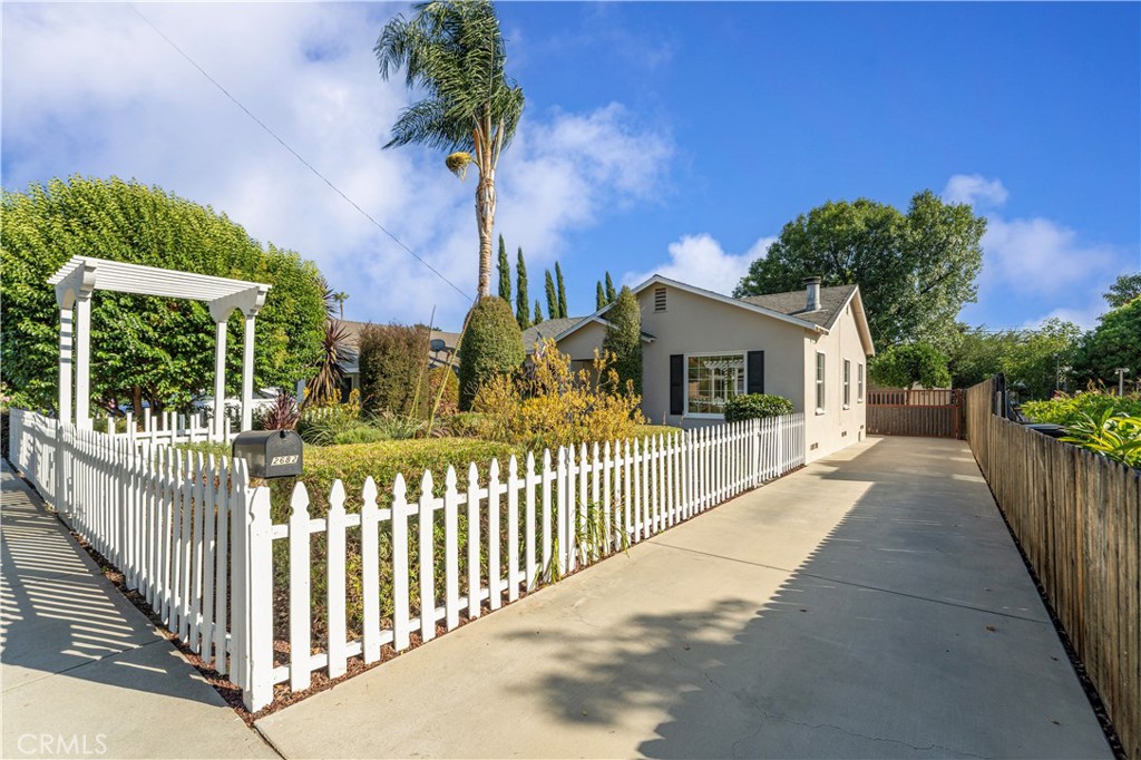 2682 Bonita Avenue