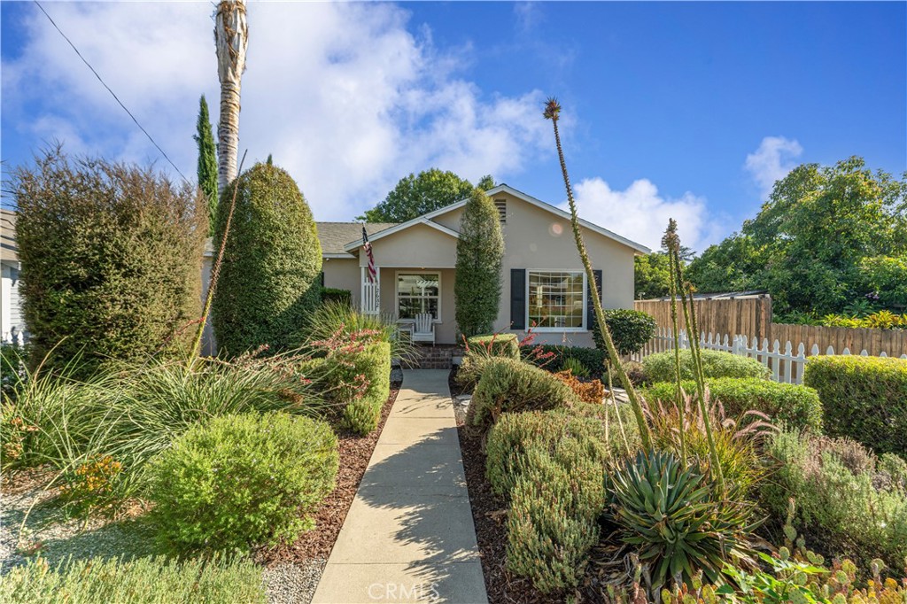 2682 Bonita Avenue