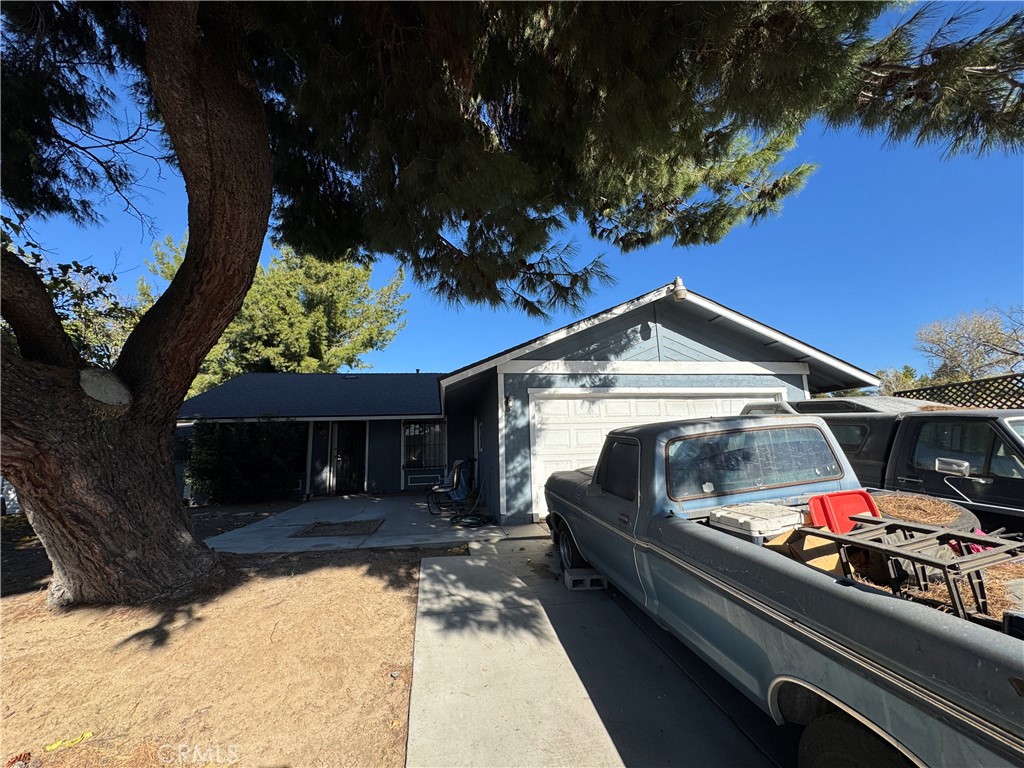 446 E Fromer Street