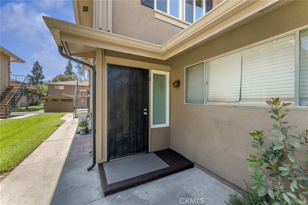 978 W Calle Del Sol 2